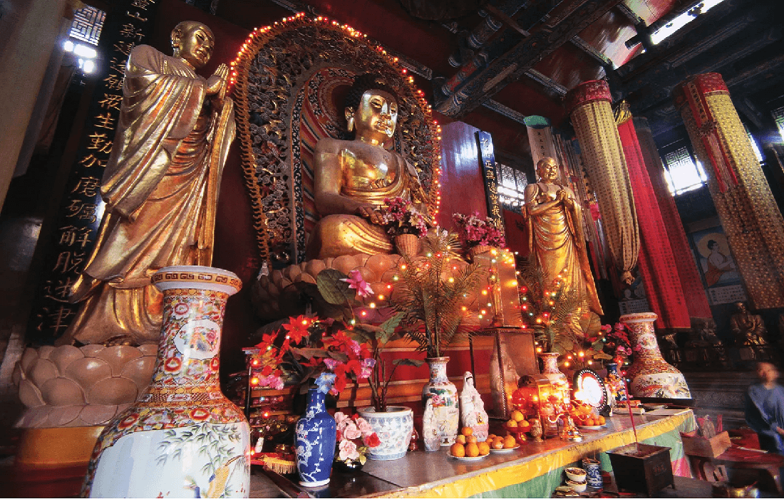 China एंड Buddhist