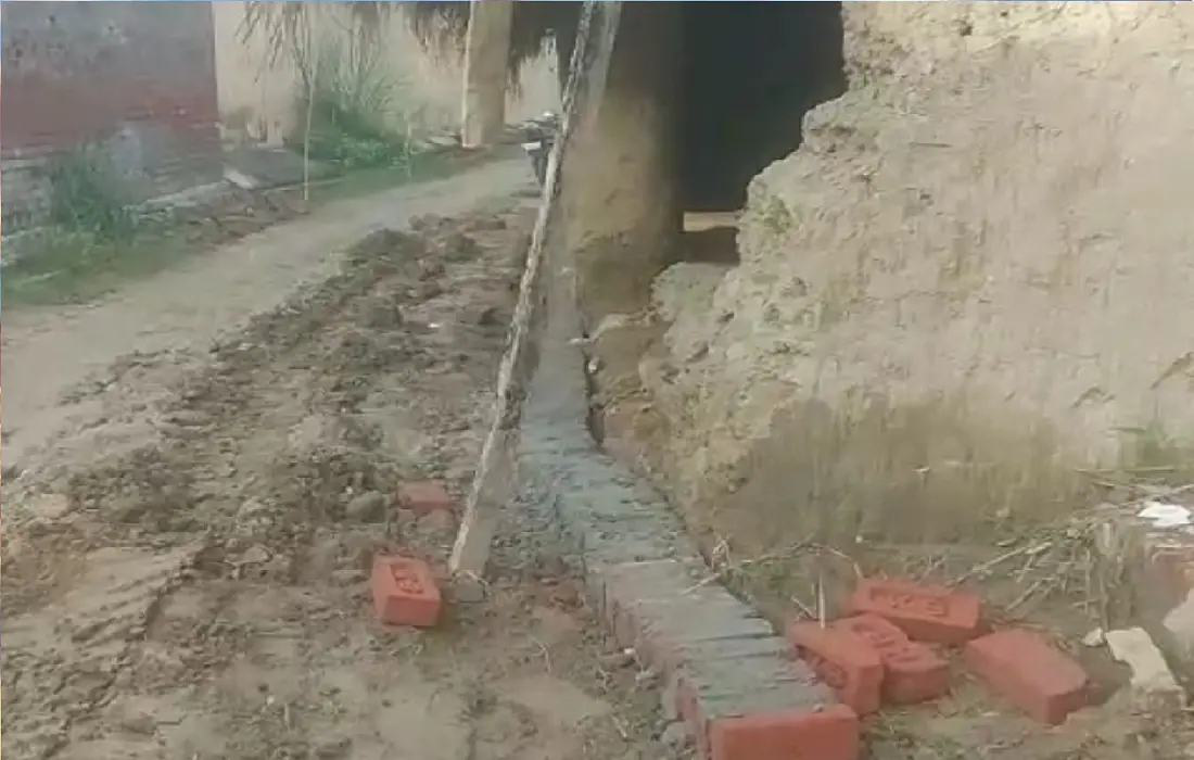 Dalit women house broken, Raibareli latest news